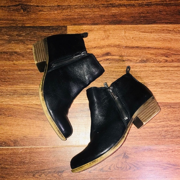 Lucky basil booties size 6 - Picture 1 of 6